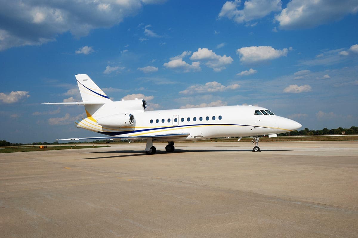 Dassault Falcon 900B 1